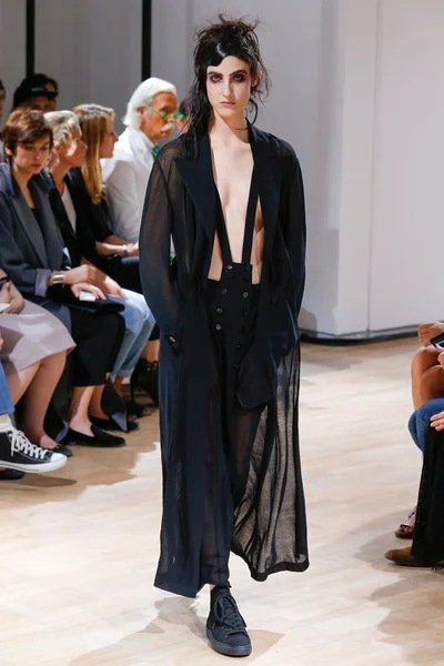 Look 43